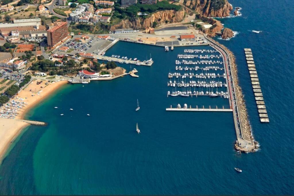 Nuevo Apartamento Moderno Elisa - A 80 Metros De La Playa Para 5 Personas Sant Feliu de Guíxols Eksteriør billede